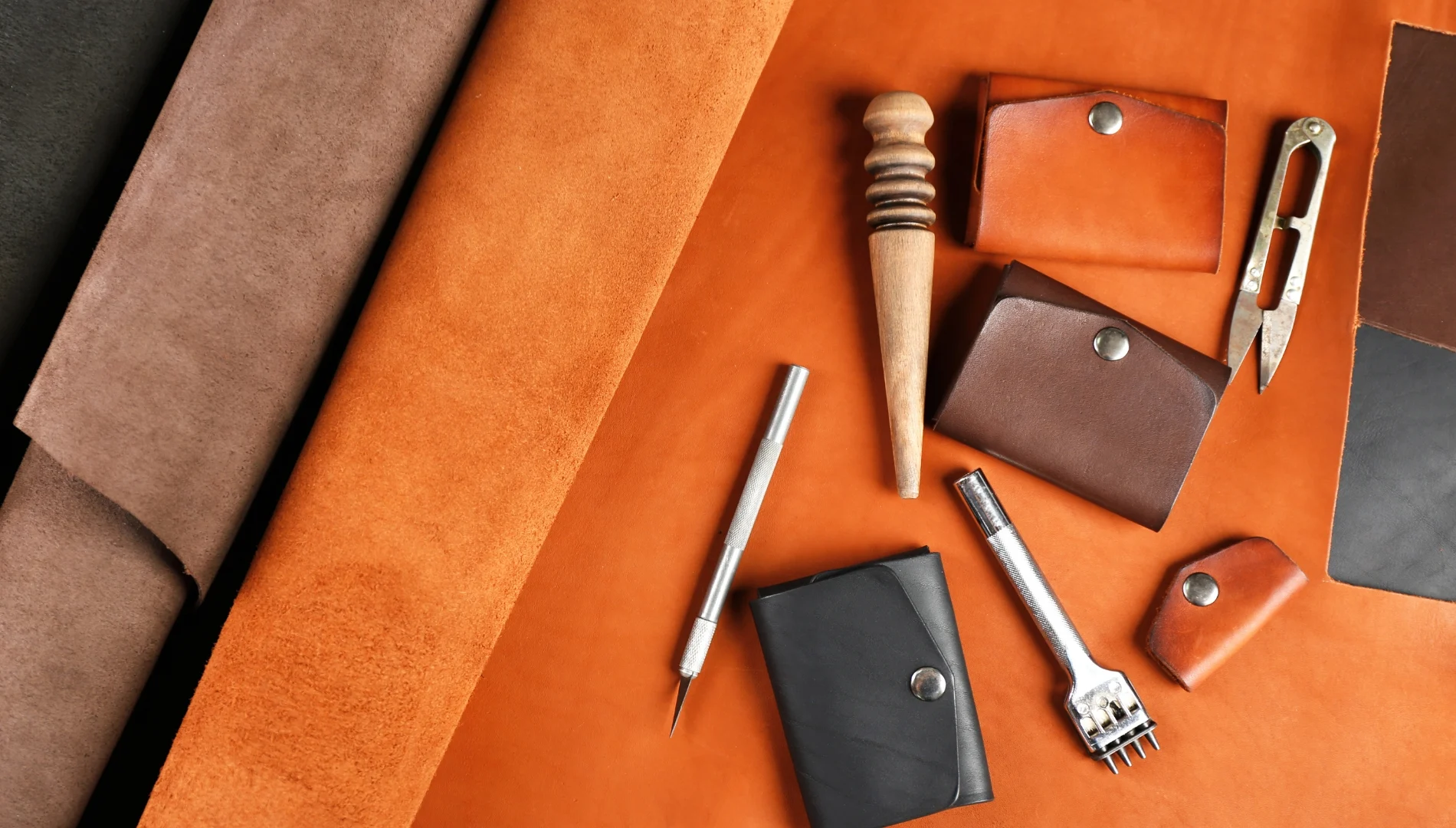 Leather and Tools for Making Leather Accessories - Beginner Leather Projects - Liberty Leather Goods